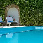 Aquarius Hotel Vasilikí