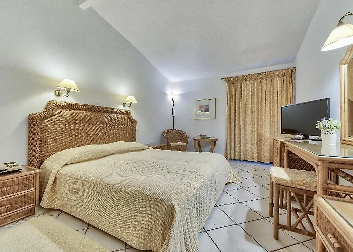 Otel Aquarius Vasilikí