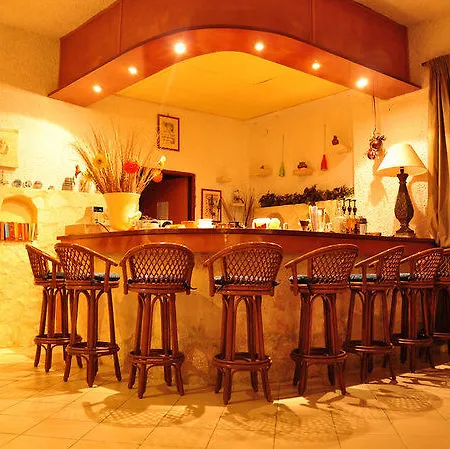 酒店 Aquarius Vasilikí